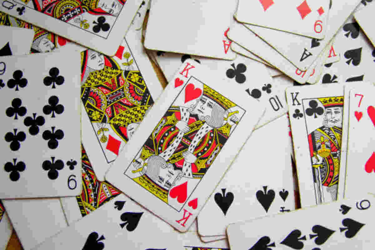 Essential Rules for Playing Pitch Card Game
